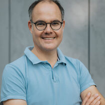 Dr. Jan De Bock